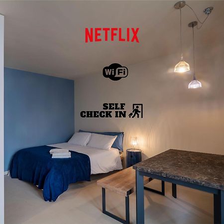 Blu Mazzini 1 - Appartamento Luxury Con Terrazza Privata Lecce Dış mekan fotoğraf